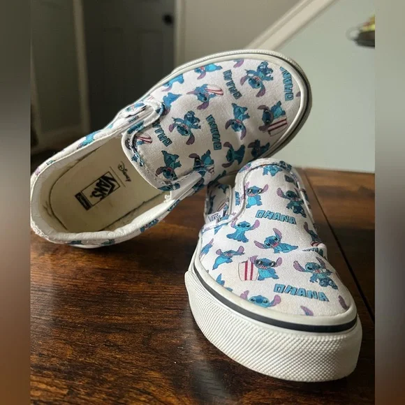 Disney Stitch Vans 13k - Picture 3 of 5